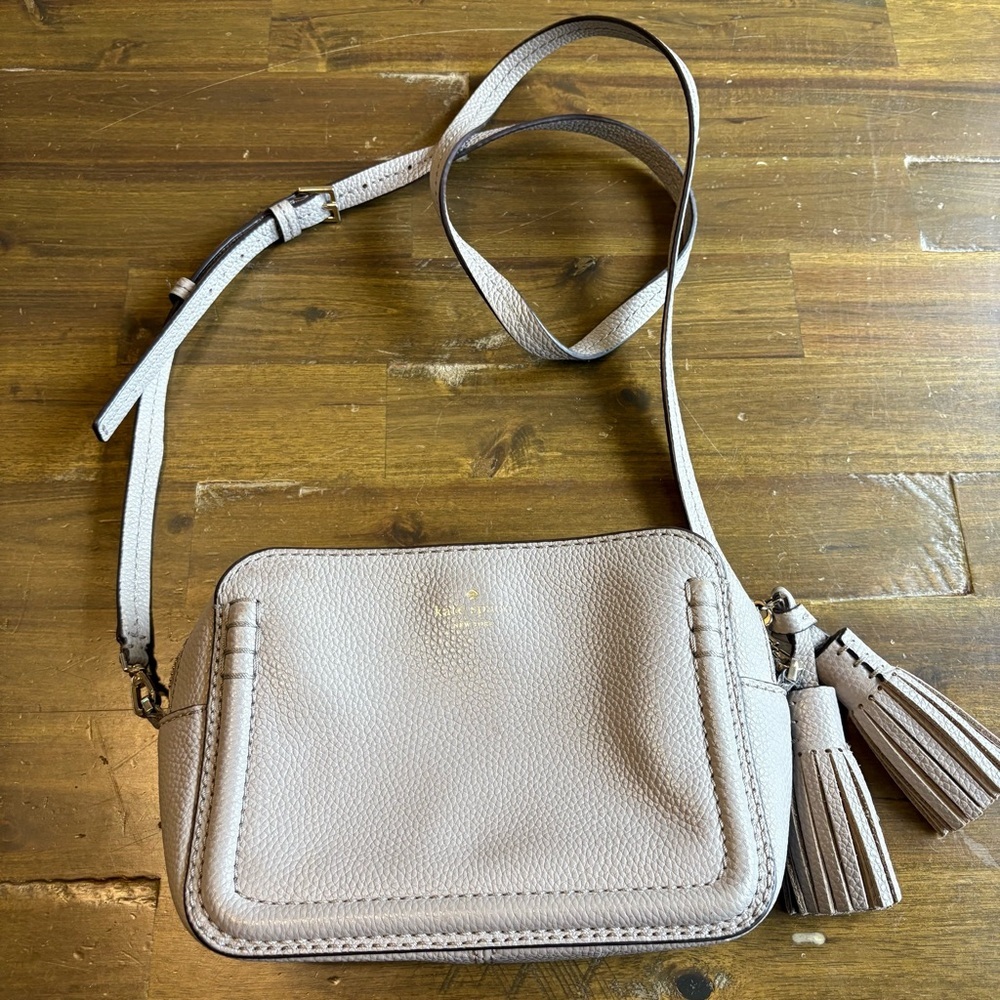 Kate Spade Orchard Street Arla Cityscape Gray Crossbody Tassel Travel Classic